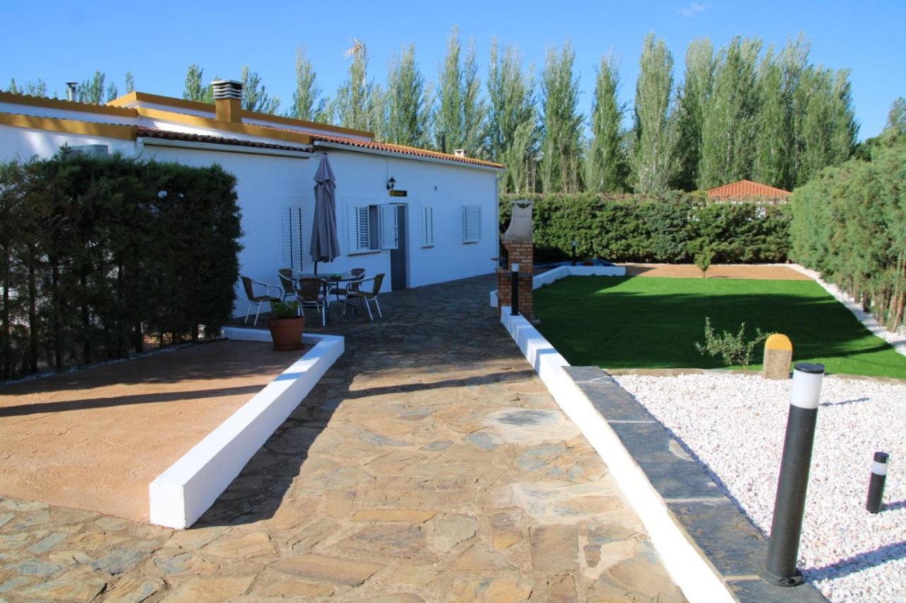 Alojamientos Rurales La Codosera Exteriér fotografie